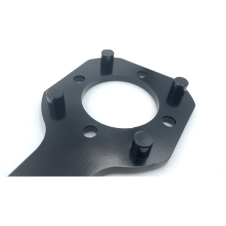 CLUTCH PRESSURE PLATE HOLDING TOOL