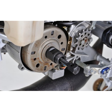 FLYWHEEL PULLER